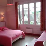 Bed & Breakfast Forest Farm 3*
