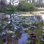 Bed & Breakfast Forest Farm 3*
