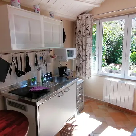 Forest Farm Bed & Breakfast Bois-Jerome-Saint-Ouen