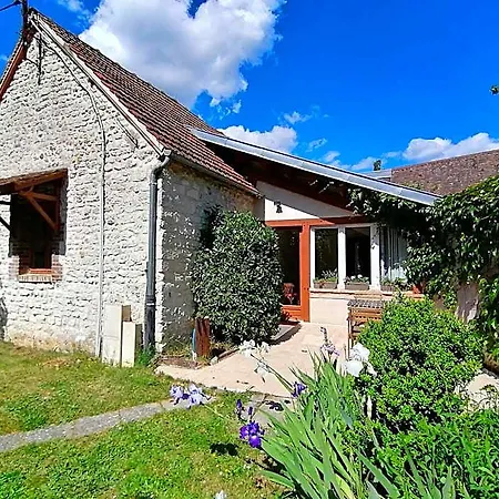 森林农场酒店 3* Bois-Jerome-Saint-Ouen