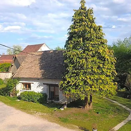 森林农场酒店 3* Bois-Jerome-Saint-Ouen