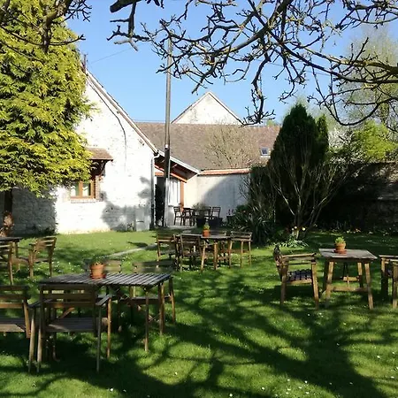 森林农场酒店 3* Bois-Jerome-Saint-Ouen