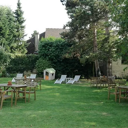 Forest Farm Bed & Breakfast Bois-Jerome-Saint-Ouen