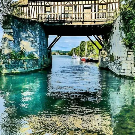 Forest Farm Bois-Jerome-Saint-Ouen