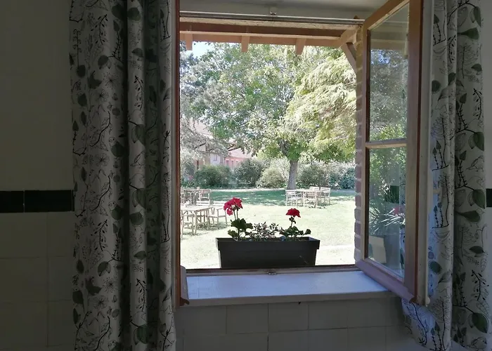 Forest Farm 3* Bois-Jerome-Saint-Ouen